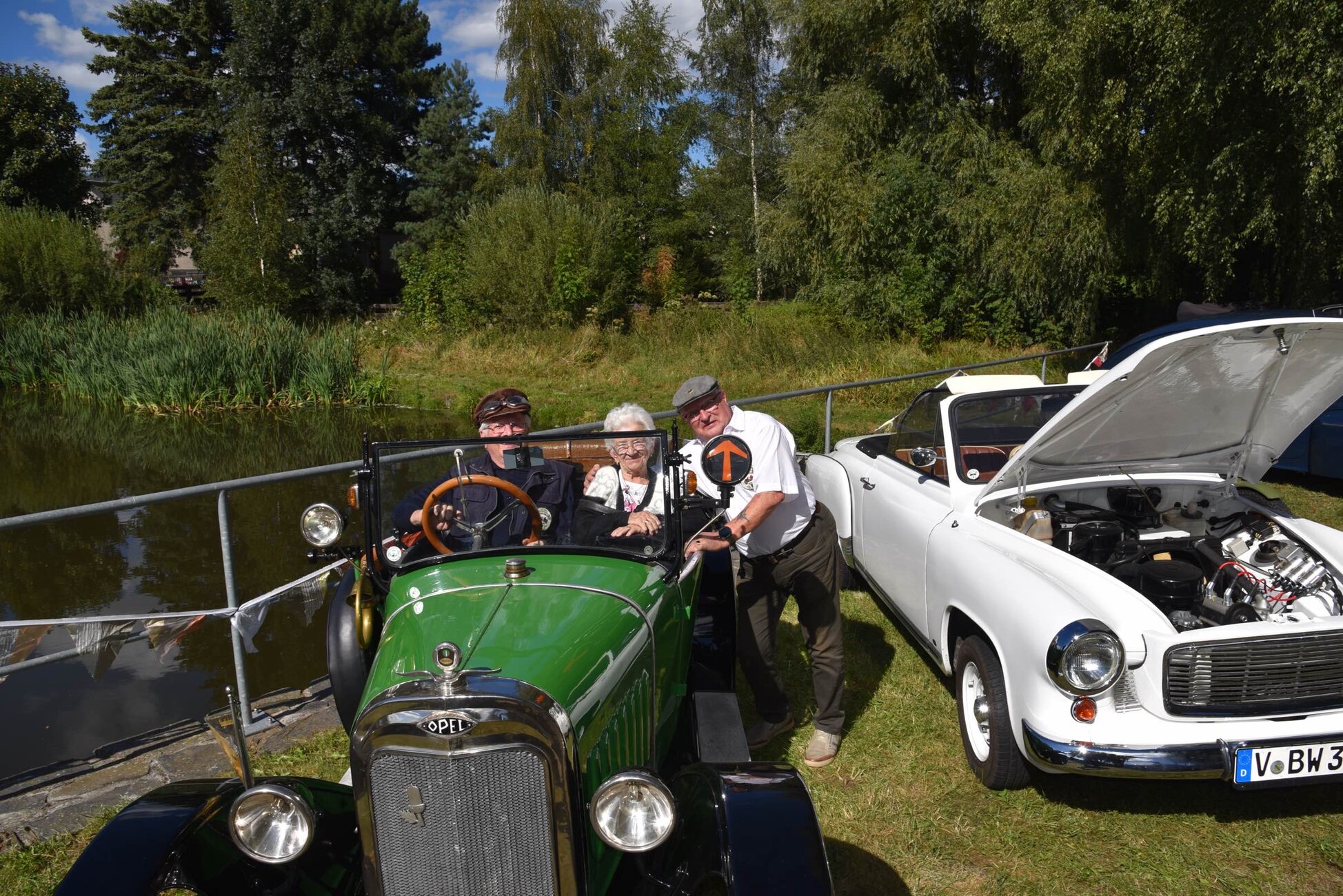 2DSC_0370_conv (2).jpg